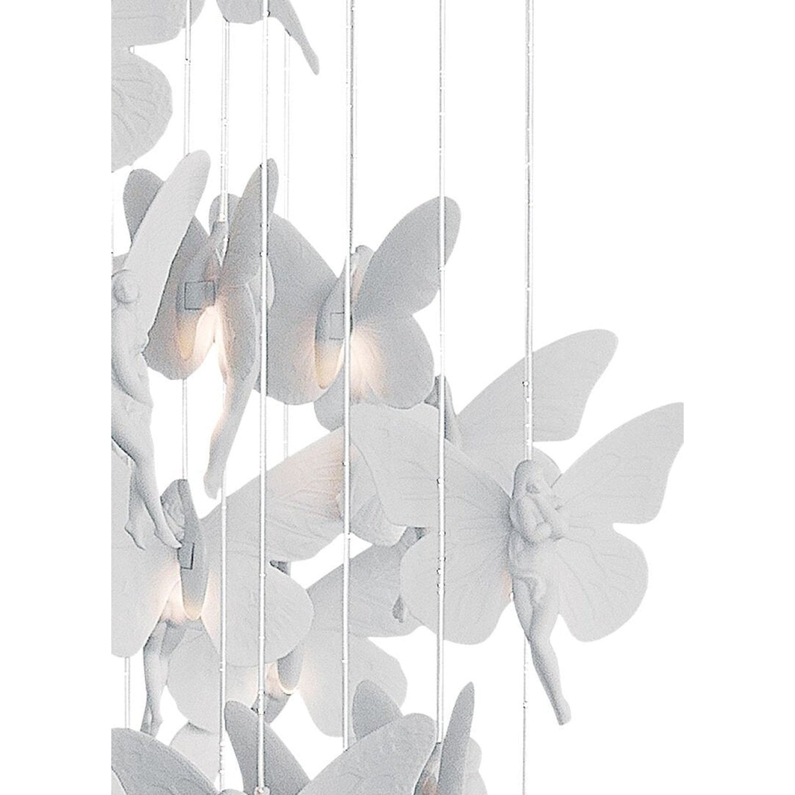 Niagara Chandelier 23"