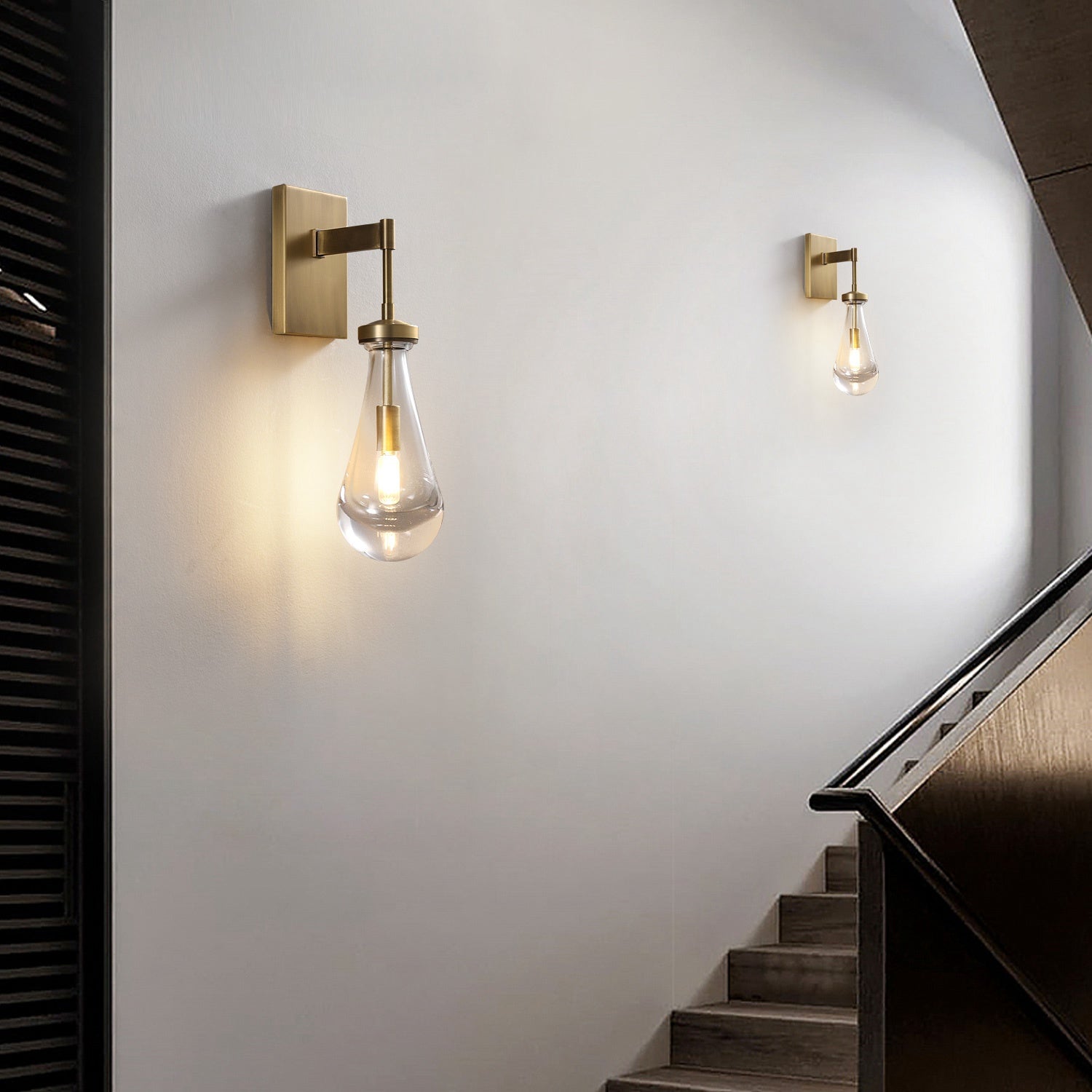 Raindrop Outdoor Sconce