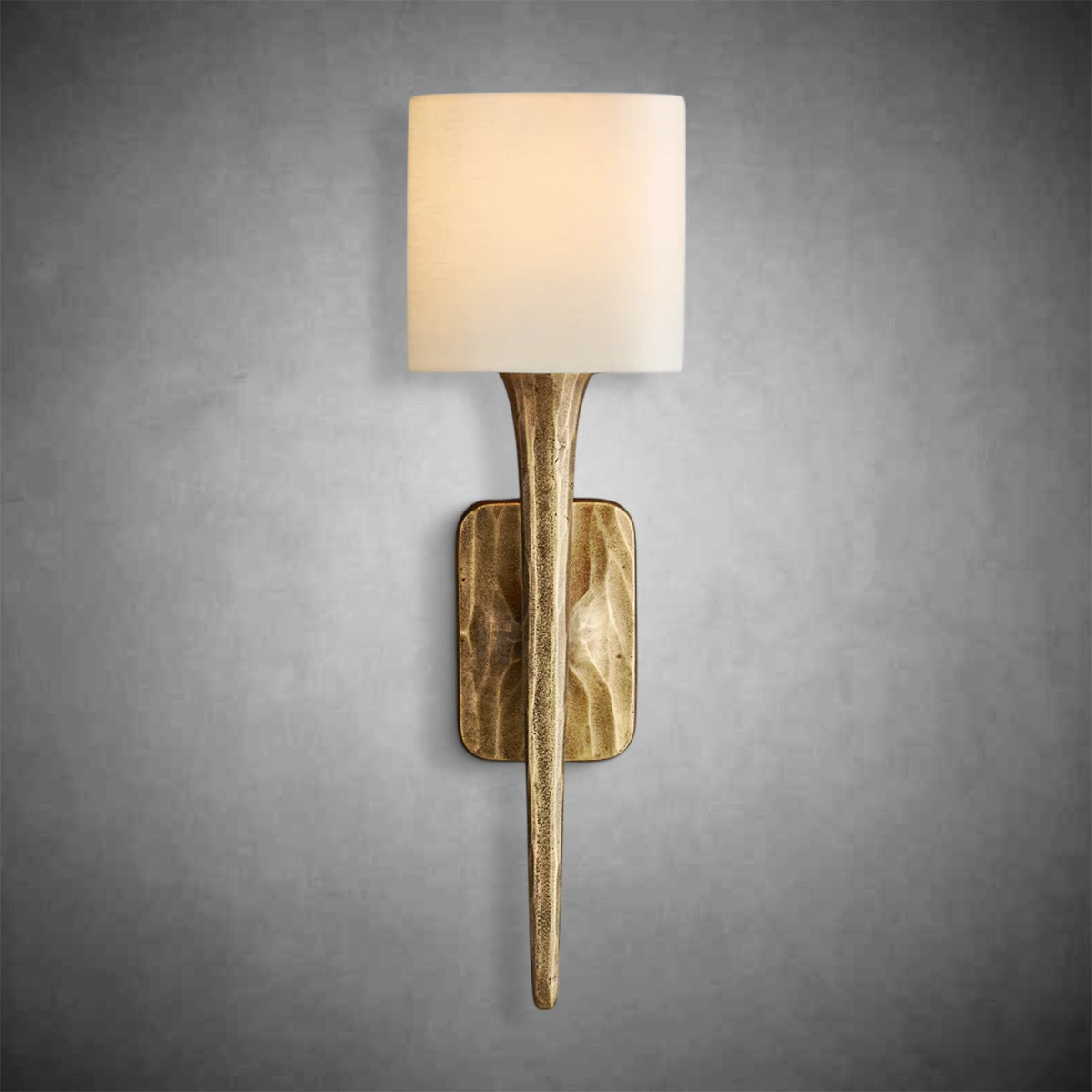 Thadrian Shaded Sconce