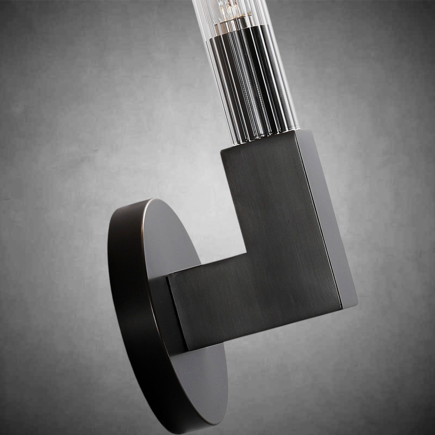 Caneluxe Sconce