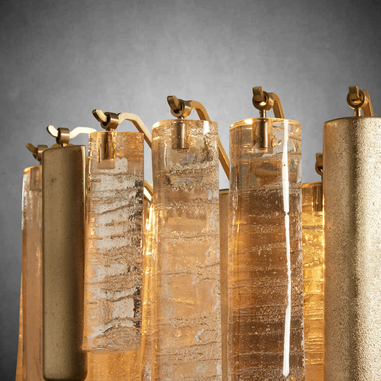 Neve Linear Chandelier