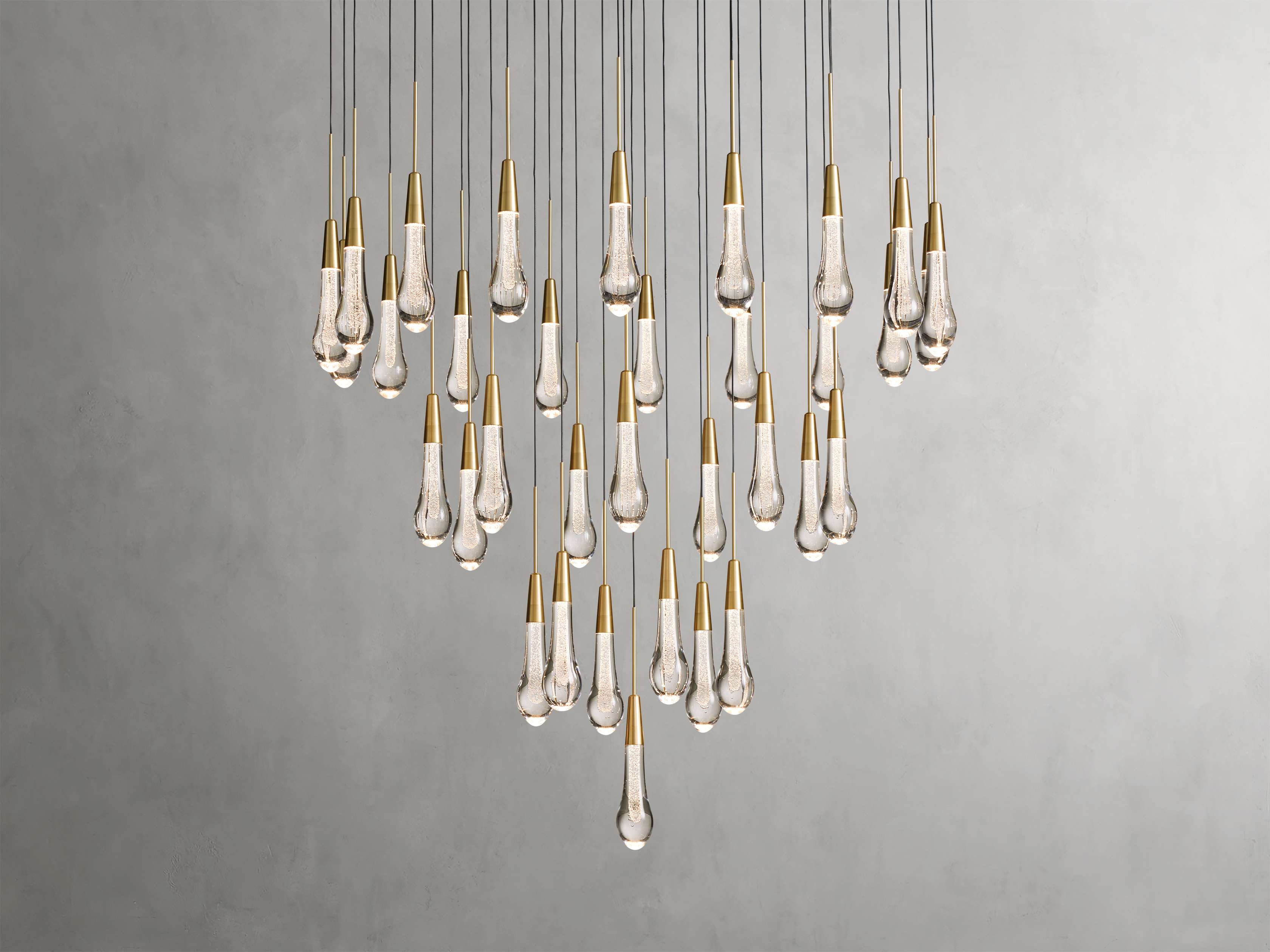 Soltaire Round Chandelier 17" 24" 36“ 58“