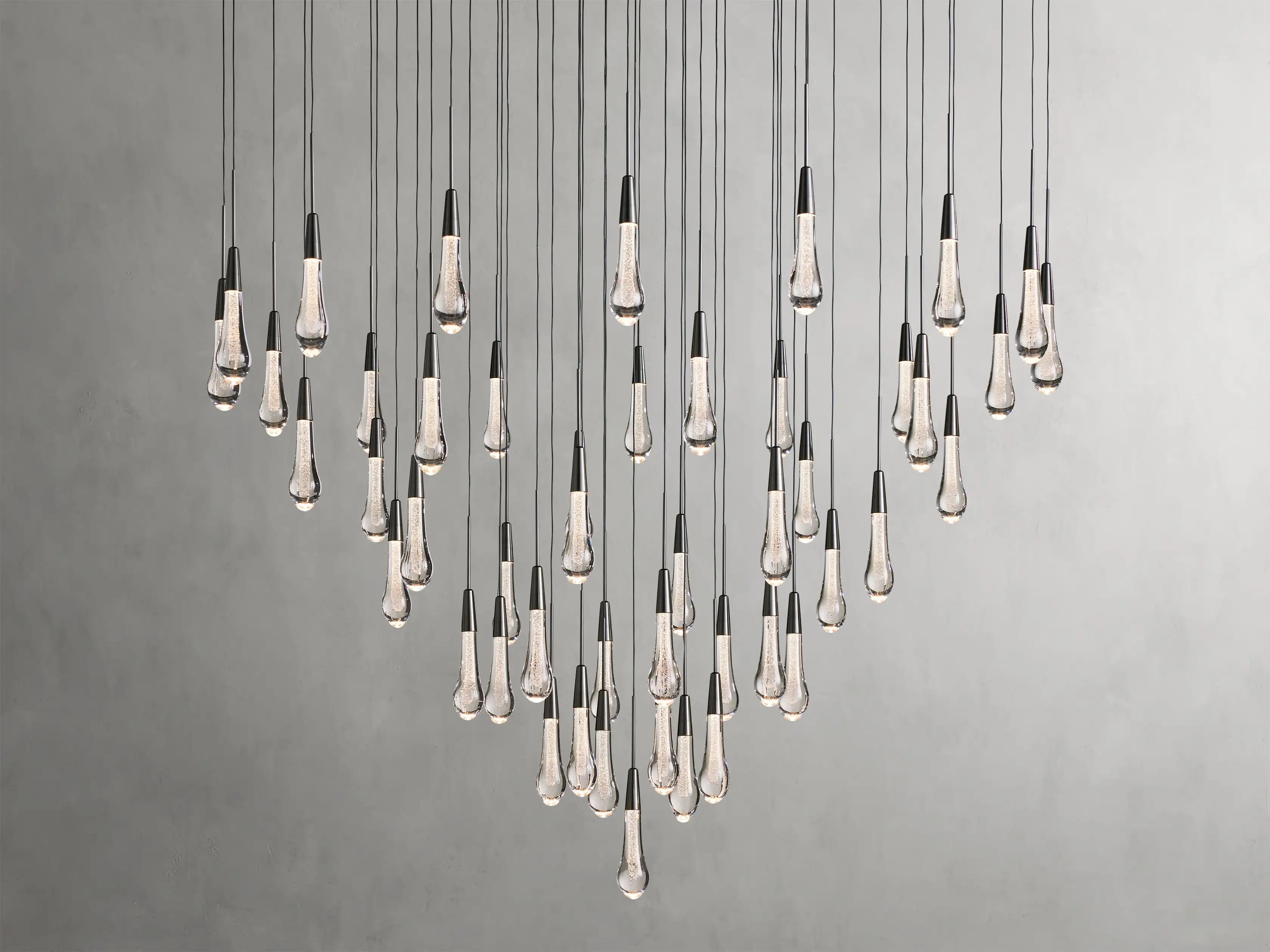 Soltaire Round Chandelier 17" 24" 36“ 58“