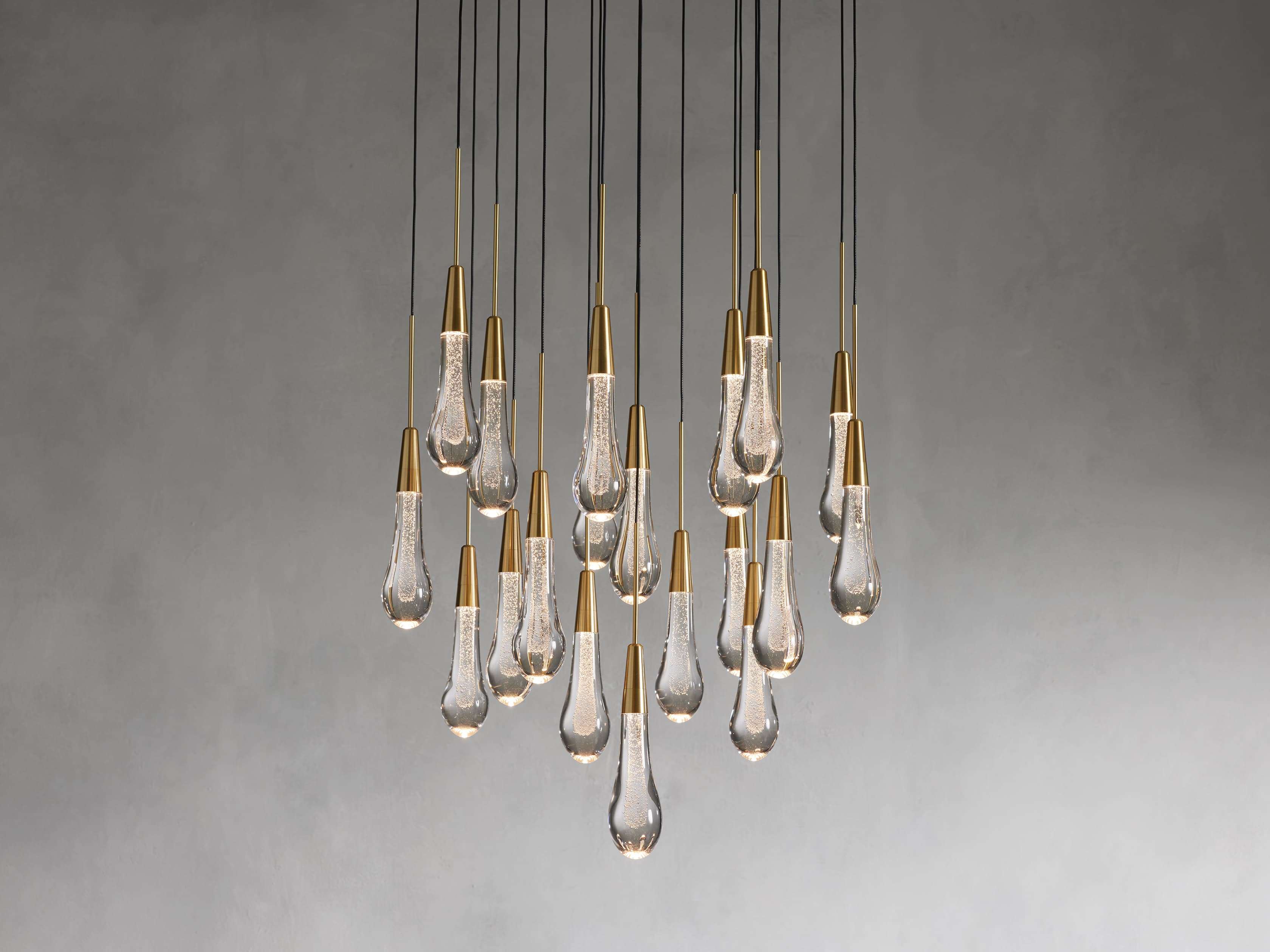 Soltaire Round Chandelier 17" 24" 36“ 58“