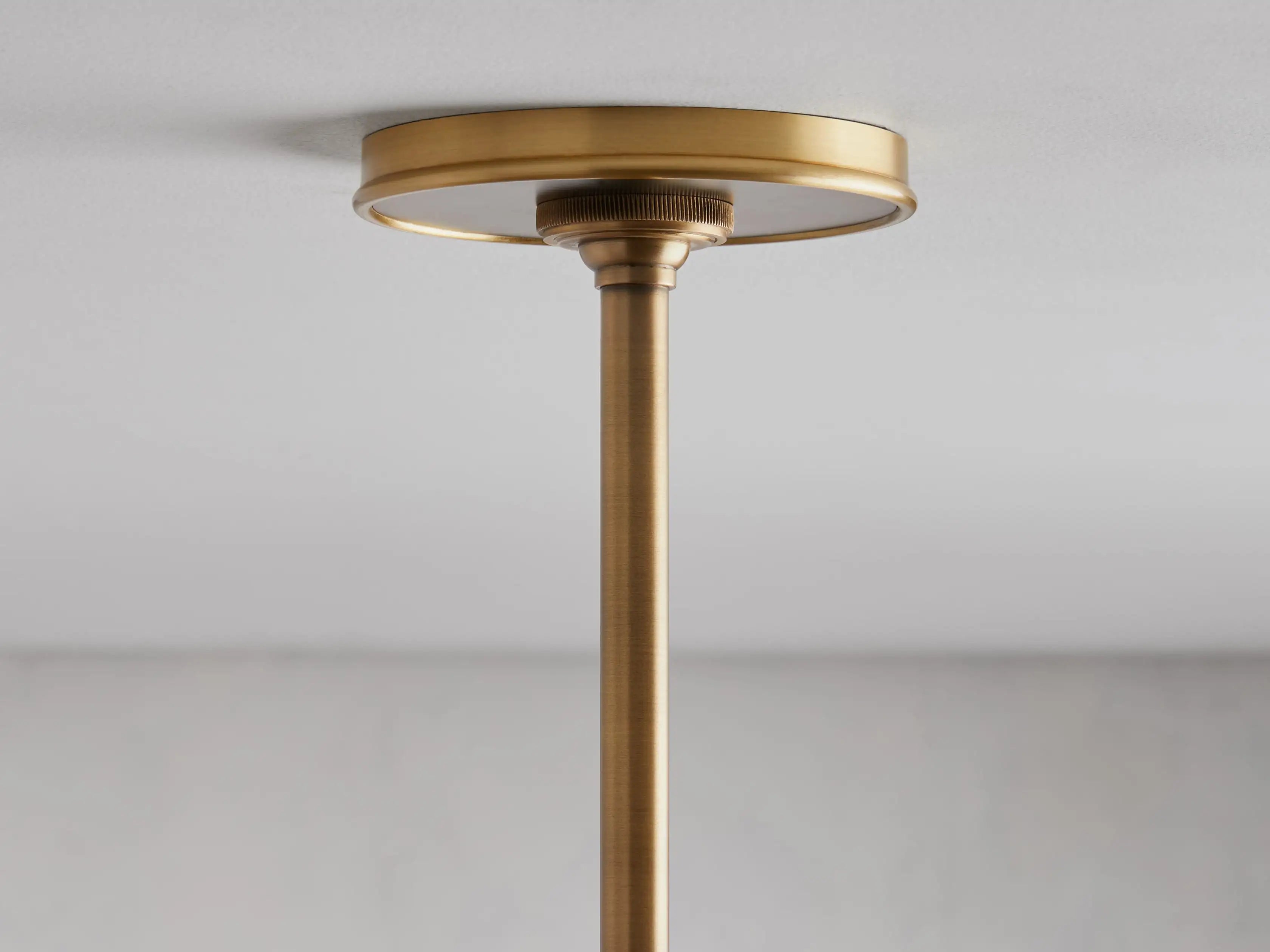 Arno Linear Chandelier