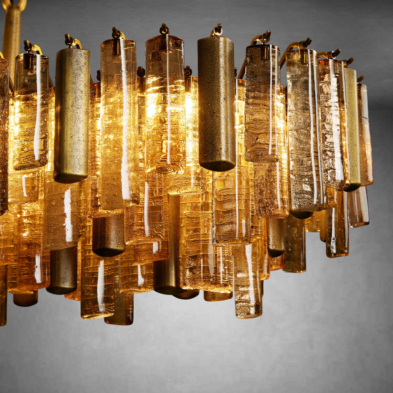 Neve Linear Chandelier