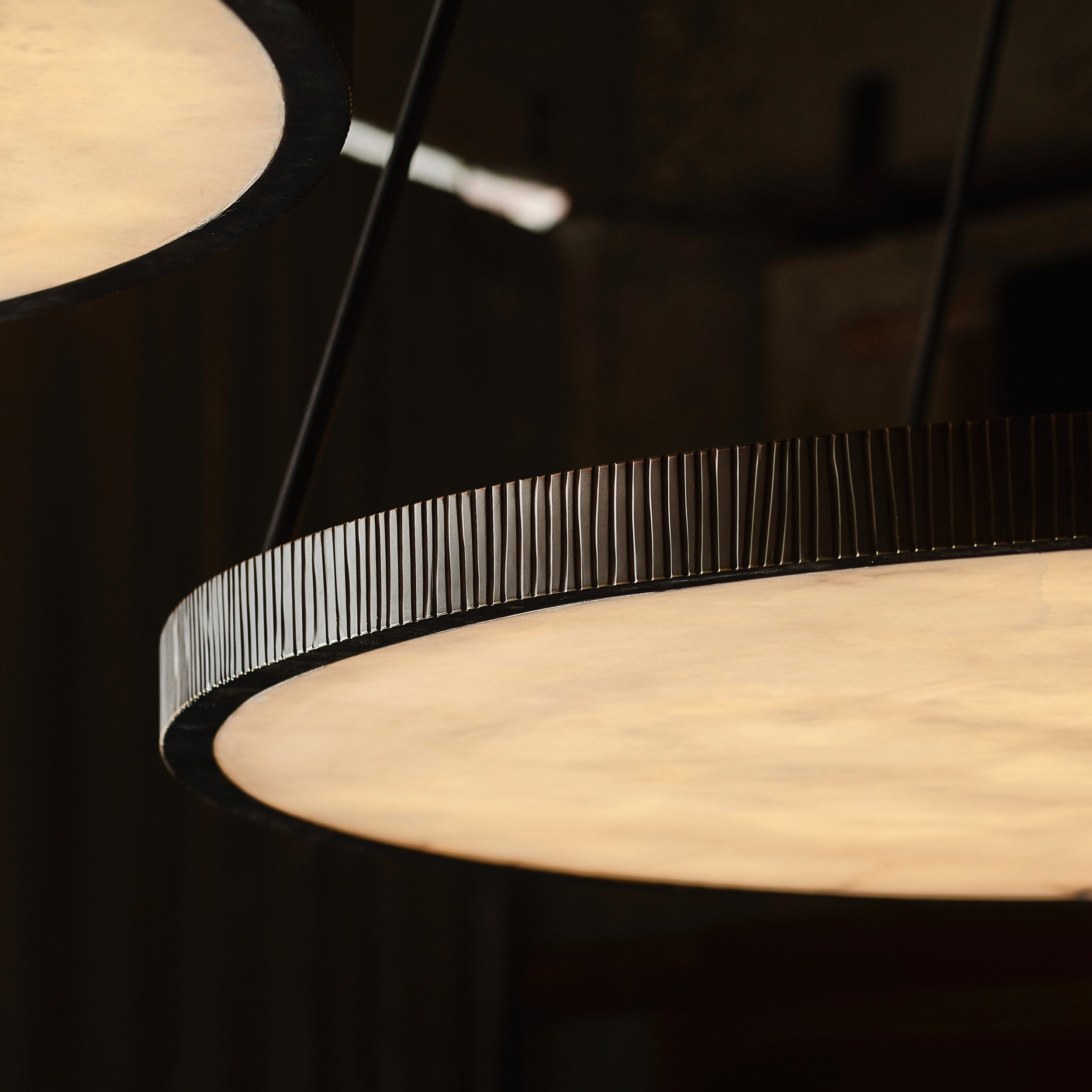 Roda Round Pendant