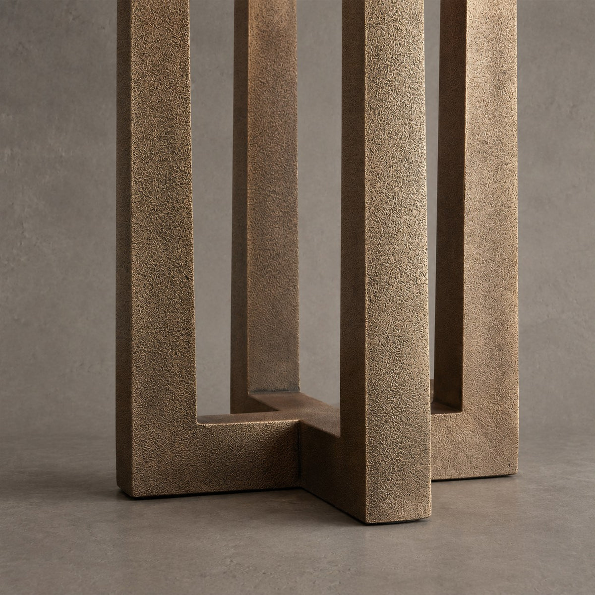 Emvelle Floor Lamp