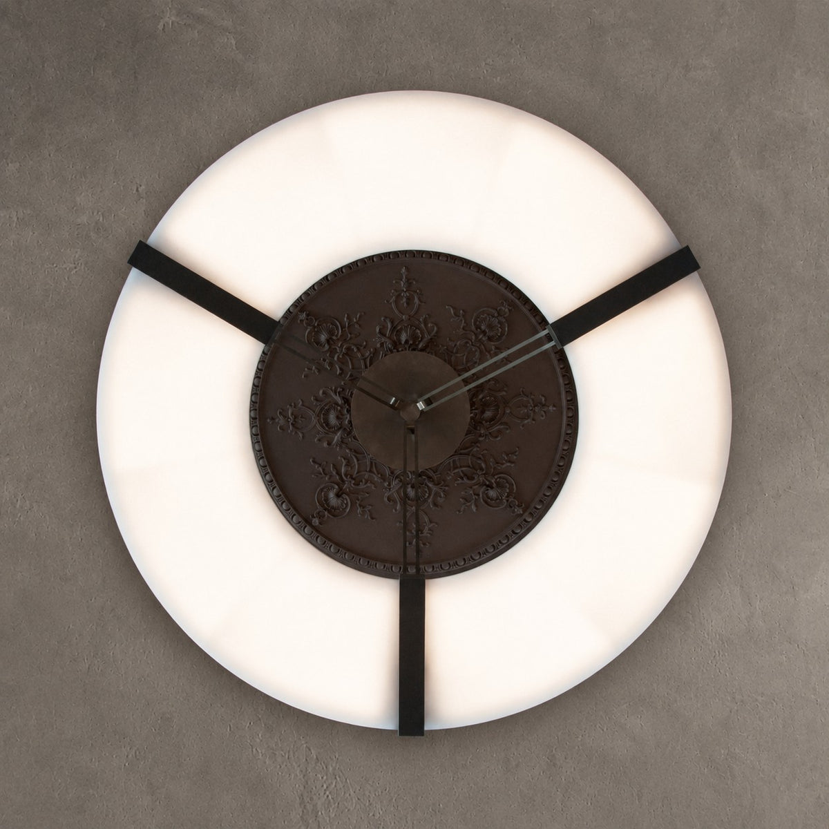 Alabaster Halo Pendant Light – Black & White LED Chandelier