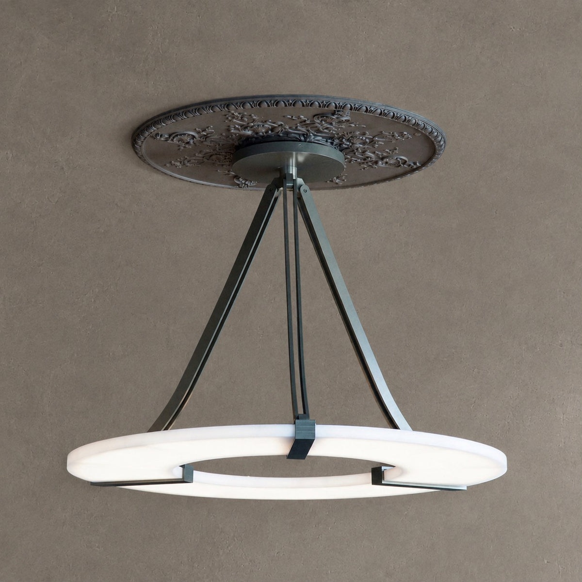 Alabaster Halo Pendant Light – Black & White LED Chandelier
