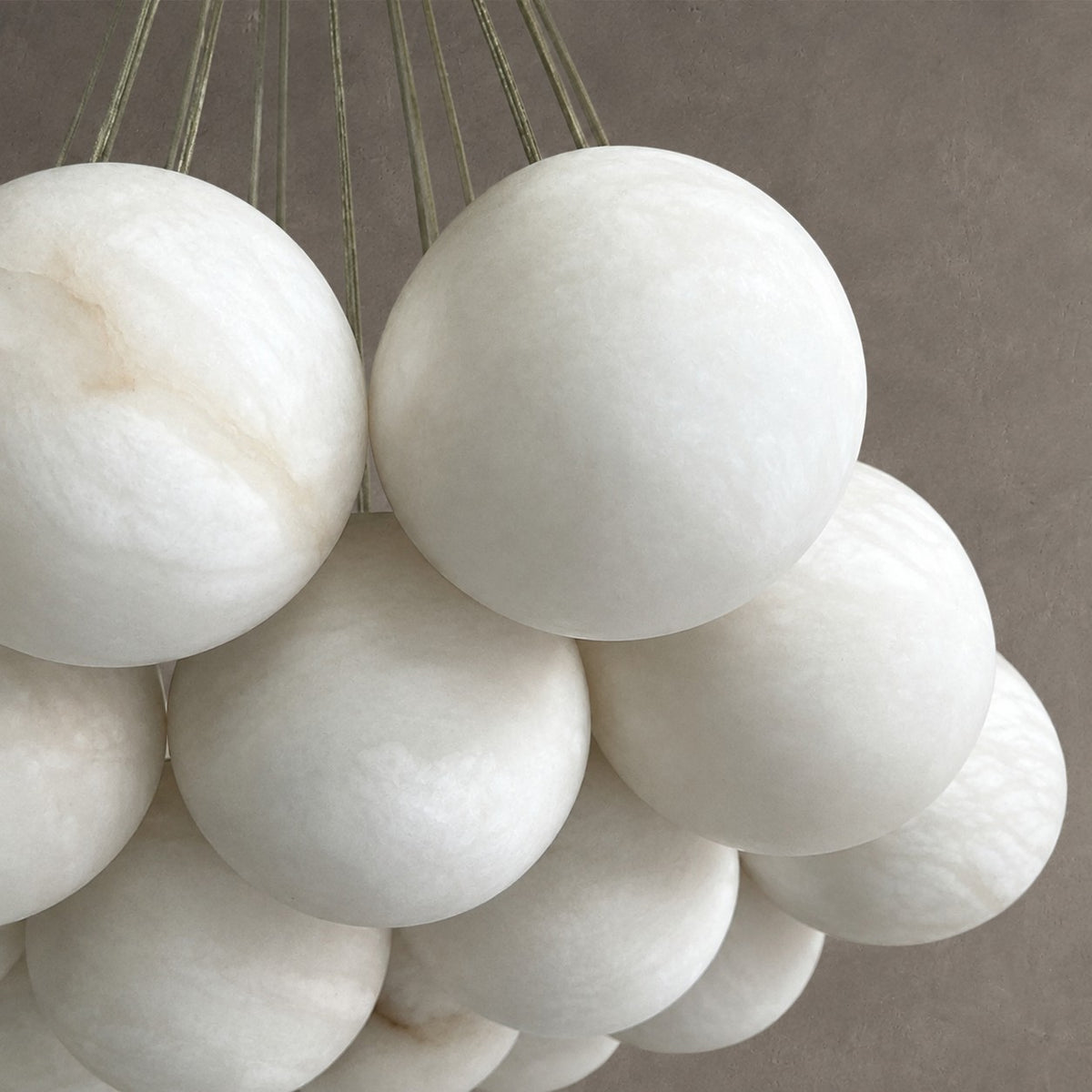 Aspen Alabaster 19 Light Chandelier 33.5"