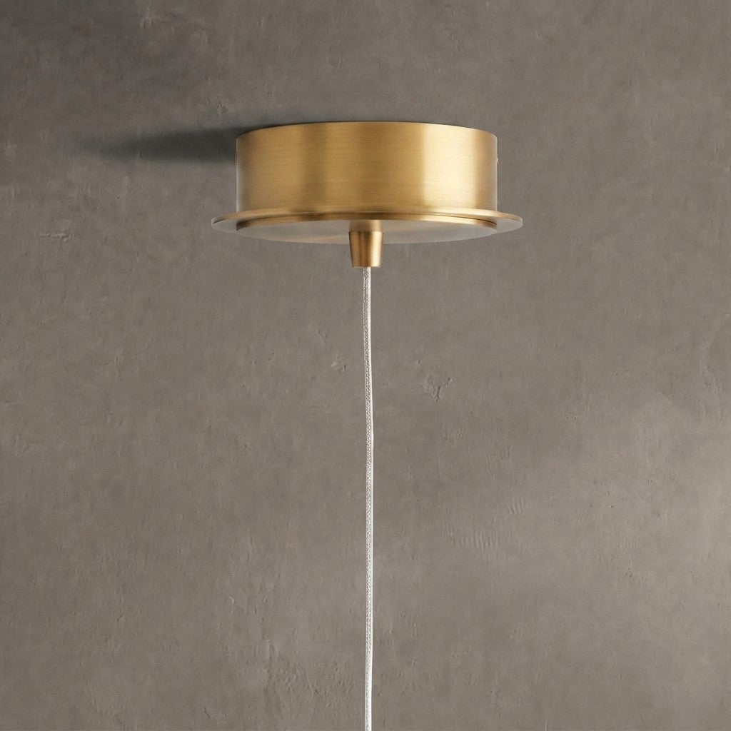 Cavelle Pendant