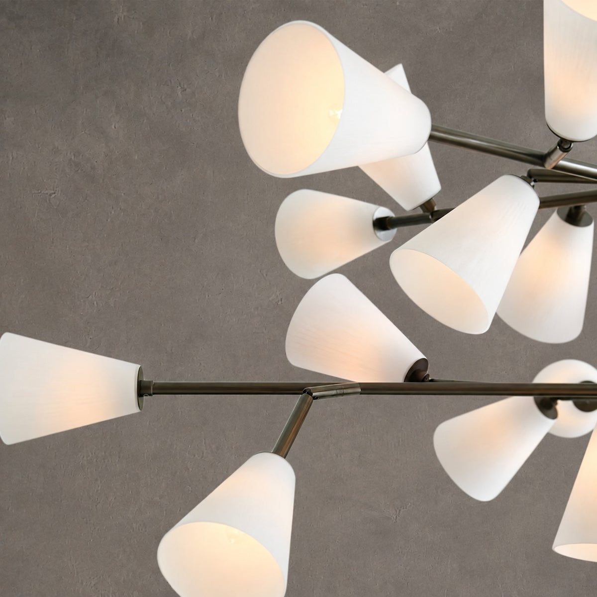 Chandelier Cassius Sputnik 18-Arm Bronze White Glass