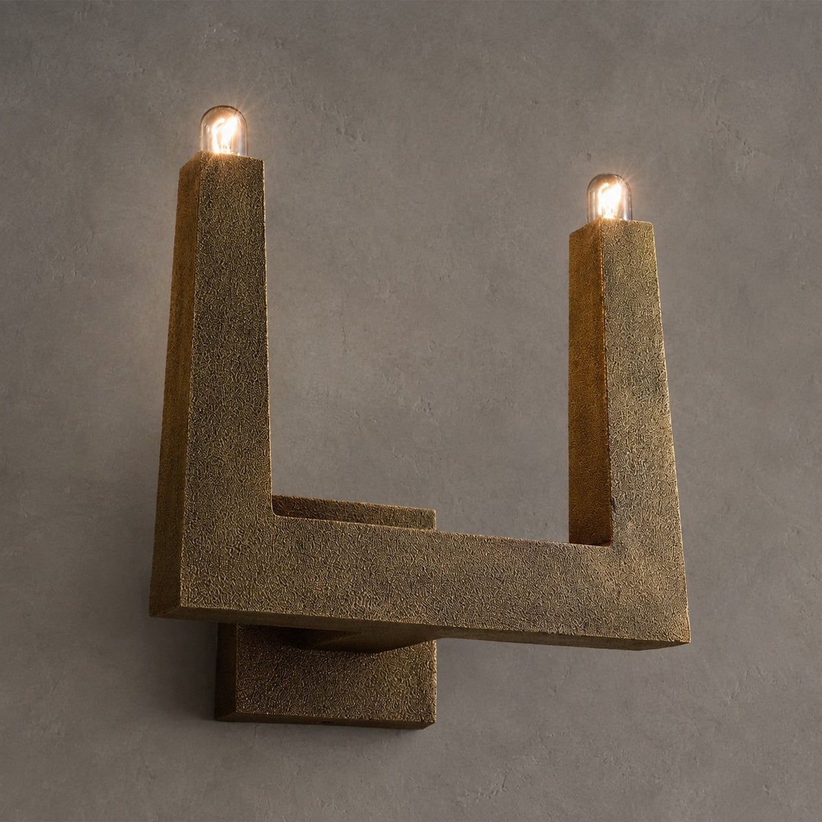 Emvelle Sconce