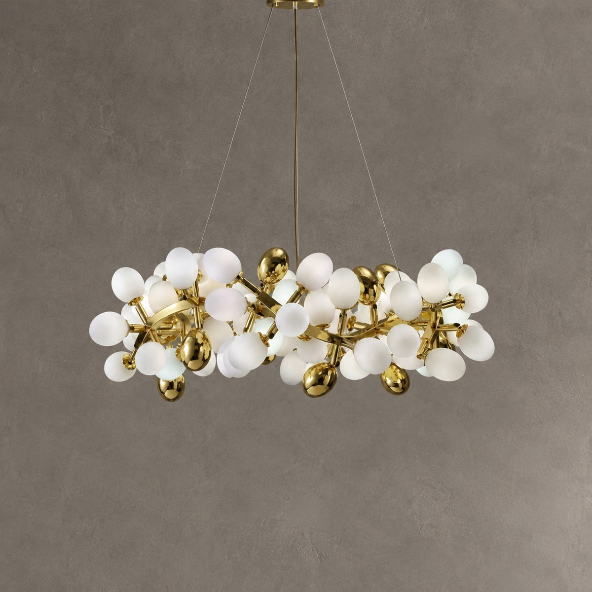 Luxury Escamoles Modern Grape Round Chandelier
