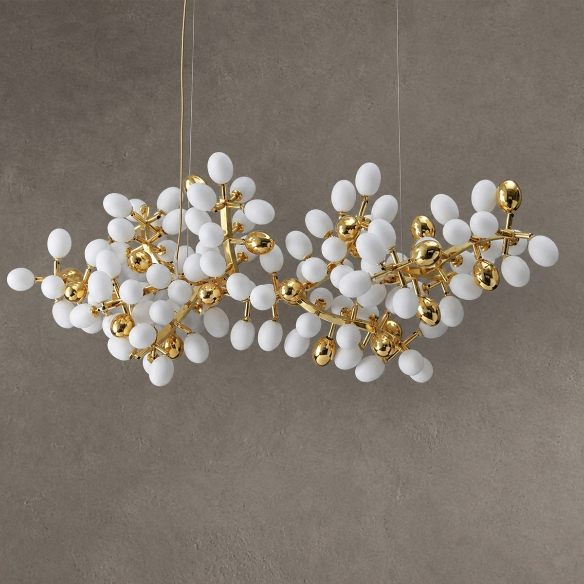 Luxury Escamoles Modern Linear Grape Chandelier