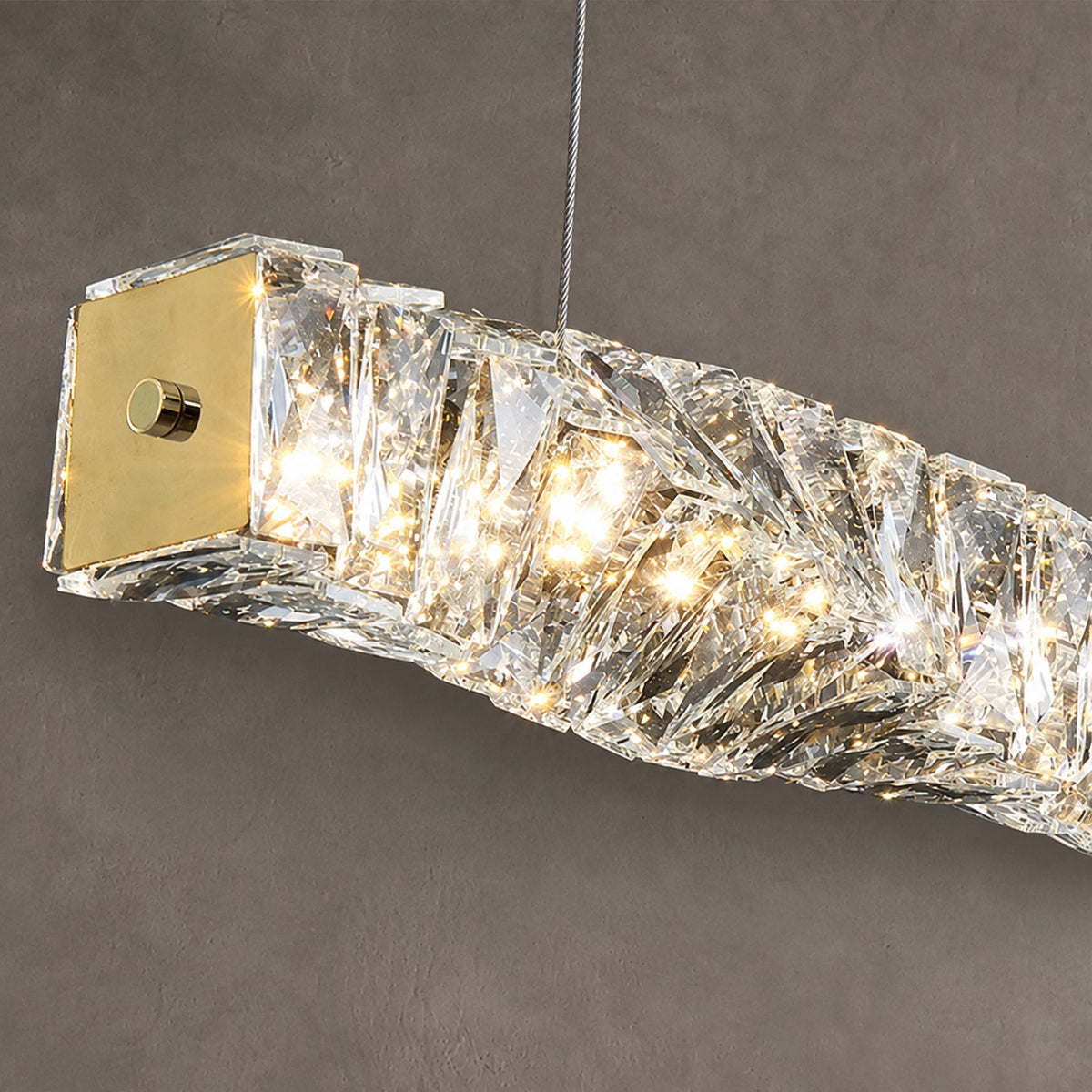 New Nordic Light Luxury Rectangle Brass and Crystal Pendant for Dining Room/Kitchen Island