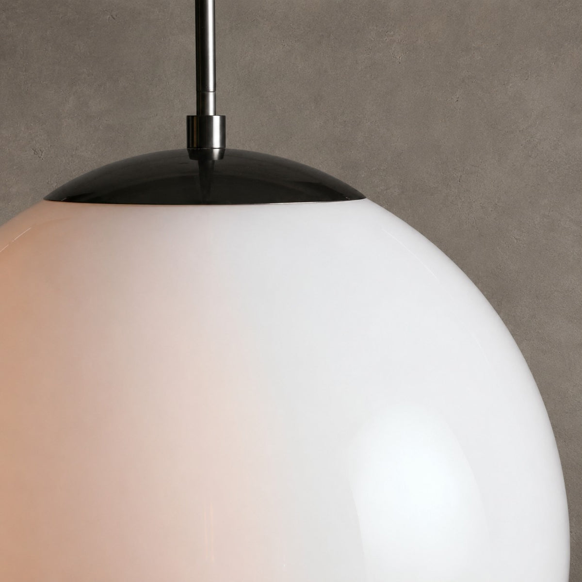 Westvane XL Globe Pendant with Rod