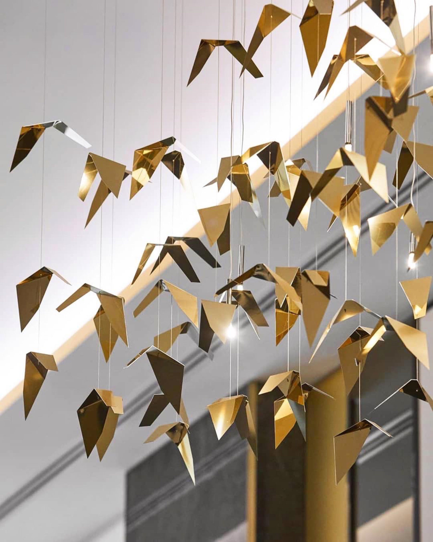 New Creative Golden Wings Floating Chandelier for Hall/Hotel/Restaurant