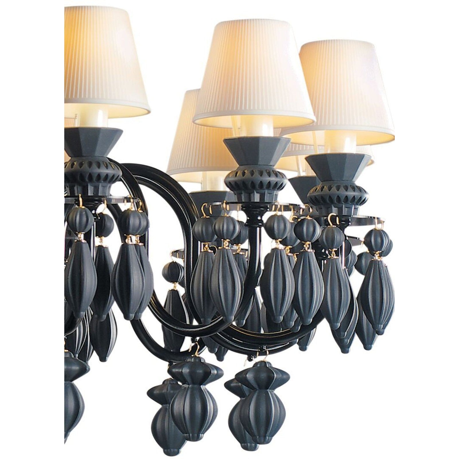 Belle De Nuit 12 Lights Chandelier