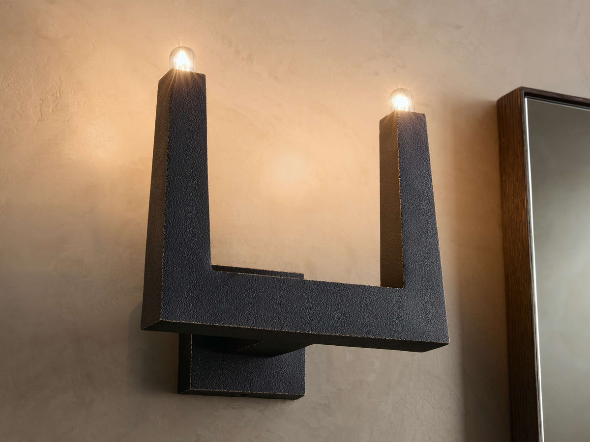 Emvelle Sconce