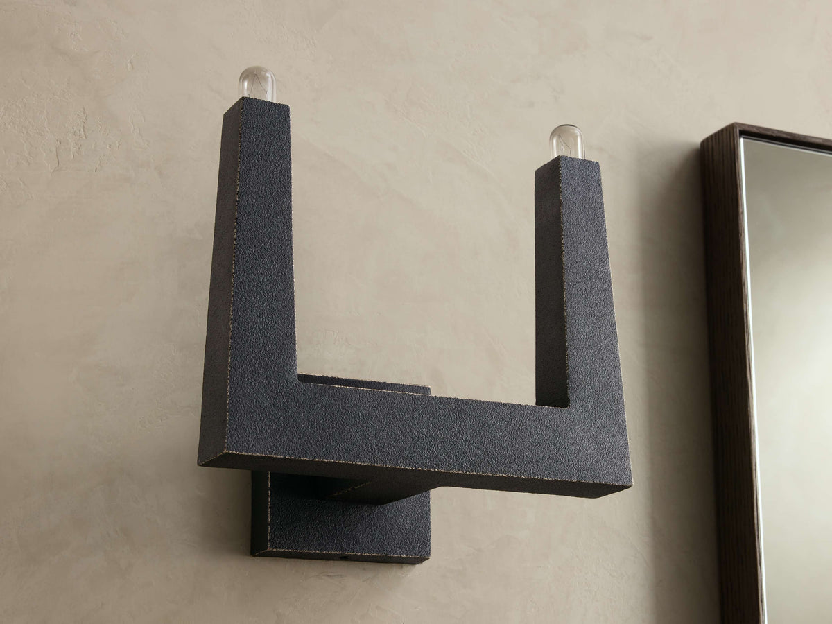 Emvelle Sconce