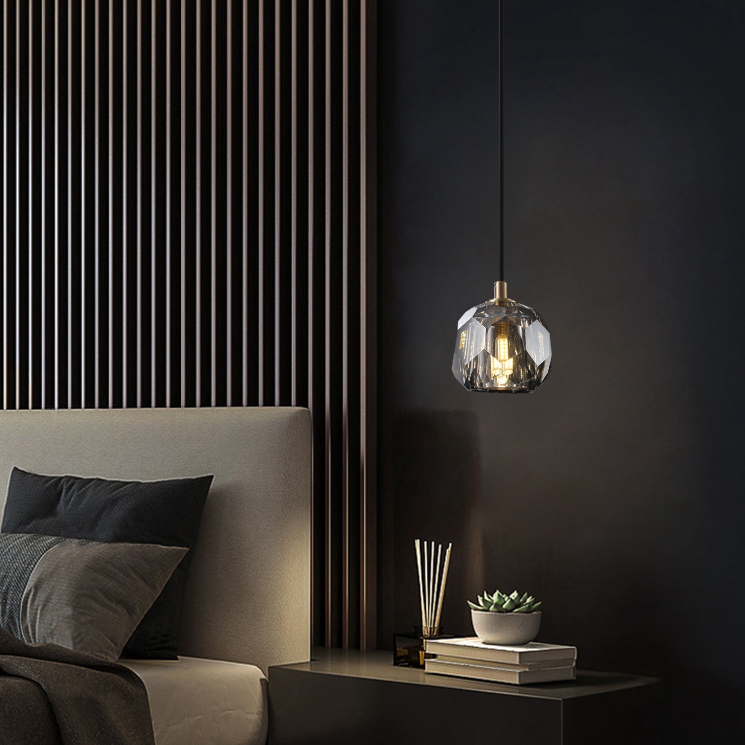 Bolura De Cristal Glass Cord Pendant