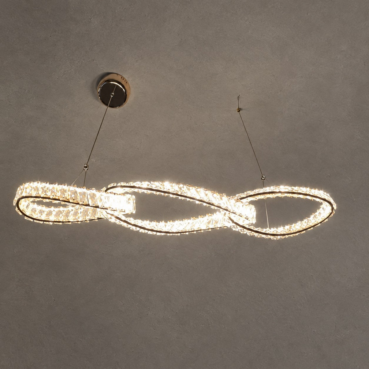 Designer Model Light Luxury Creative Crystal Pendant Chandelier for Dining Room/Kitchen Island