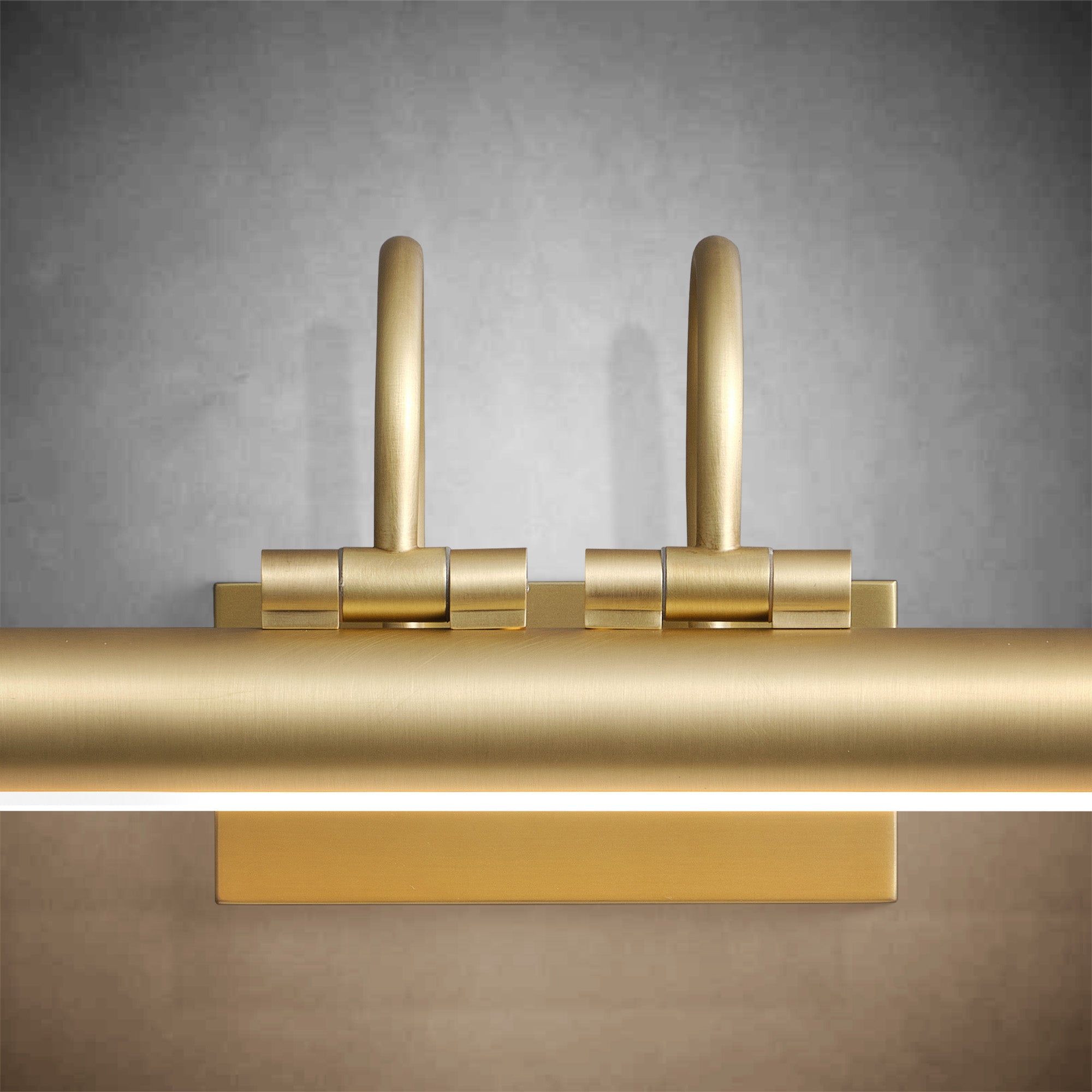 Retro Cylindrical Picture Light