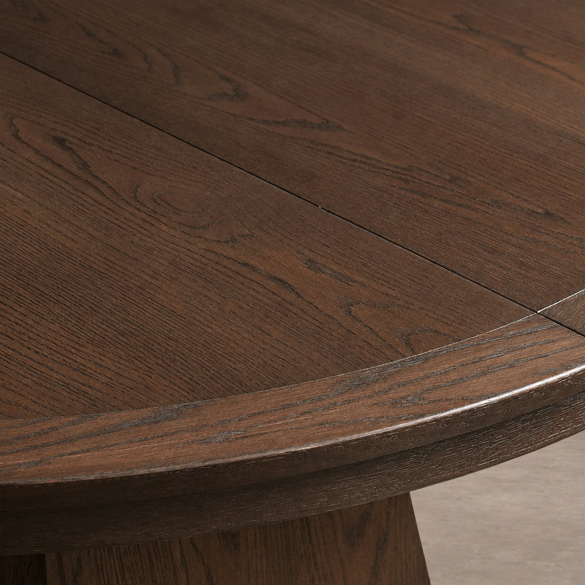 Expandable Round Oak Dining Table with Leaves