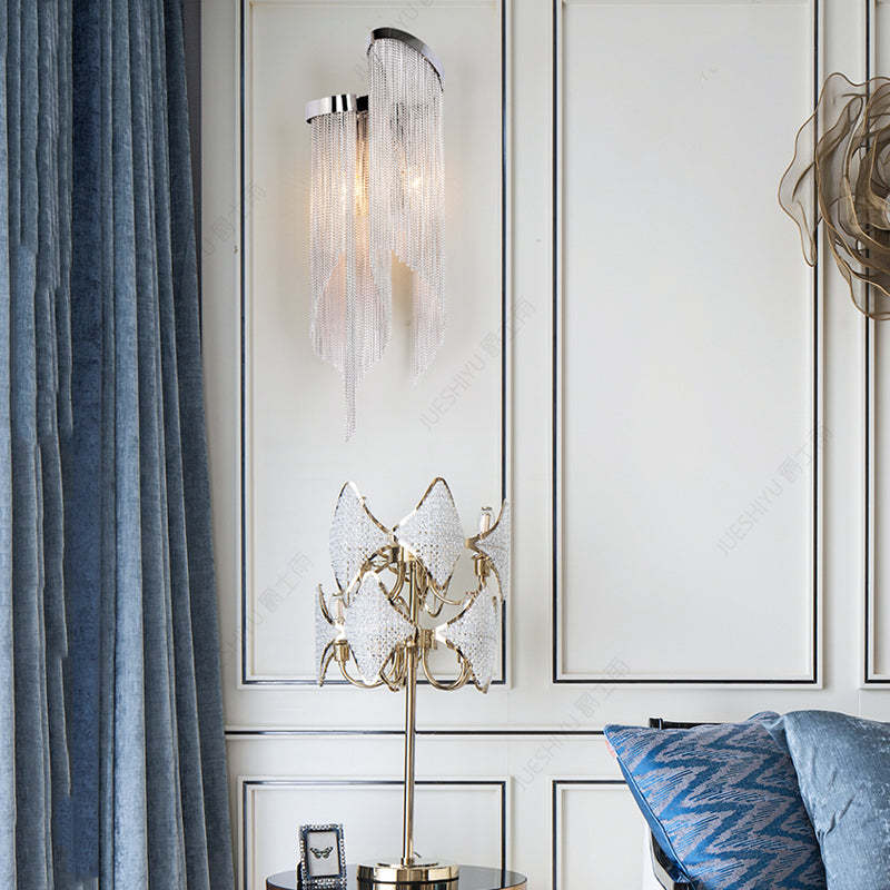 Tassel Streamlined Modern Wall Sconce