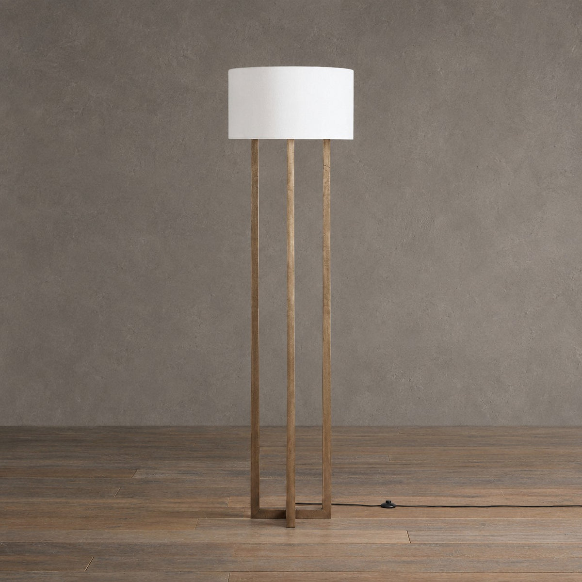 Emvelle Floor Lamp