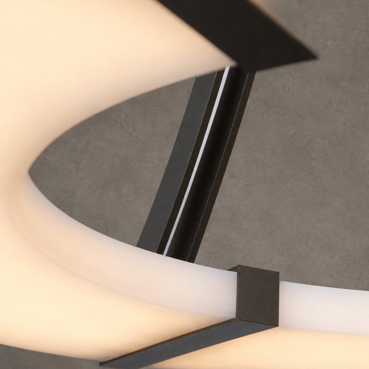Alabaster Halo Pendant Light – Black & White LED Chandelier