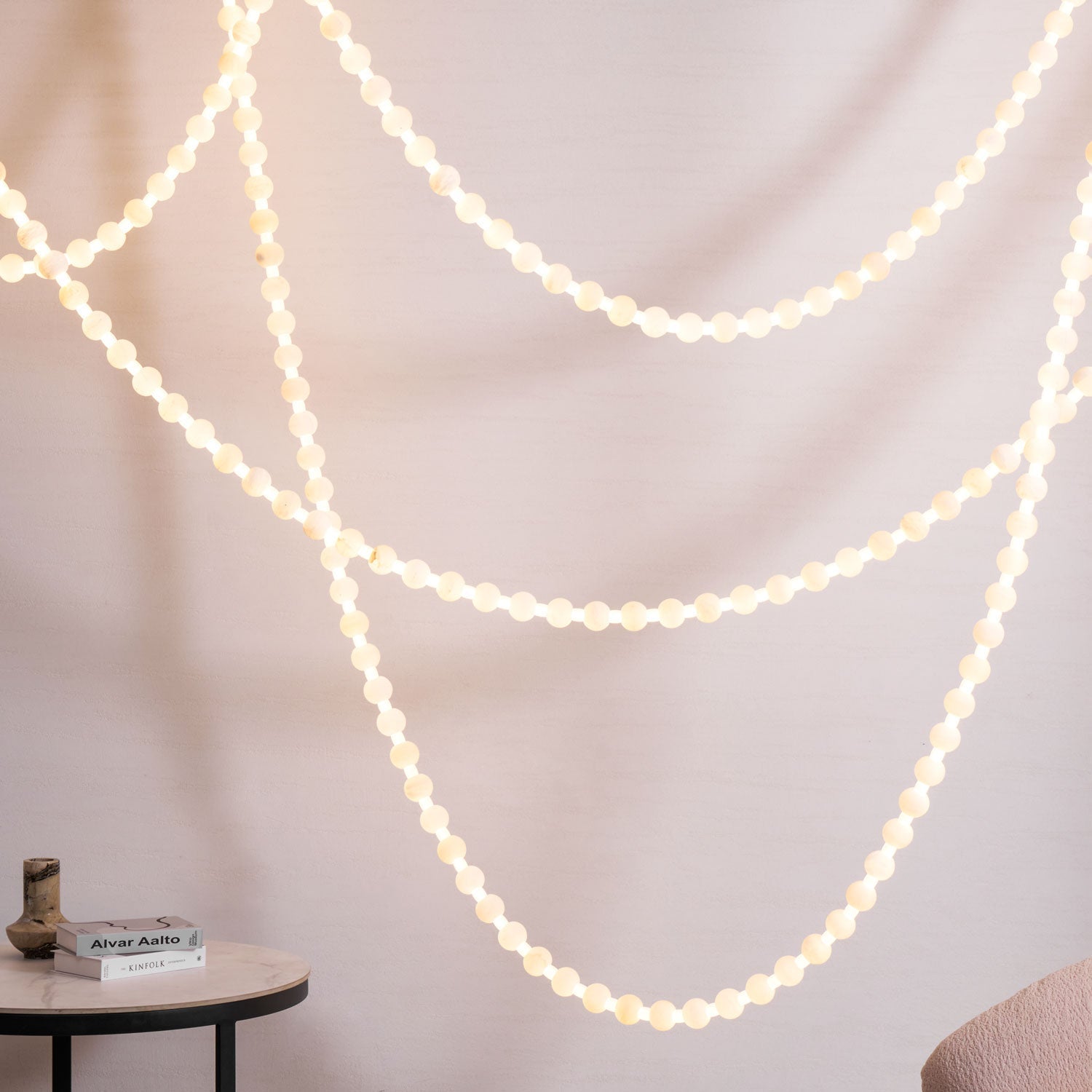 https://cdn.shopify.com/s/files/1/0736/8795/7790/files/alabaster-pearl-necklace-chandelier-9158235.jpg?v=1773801533