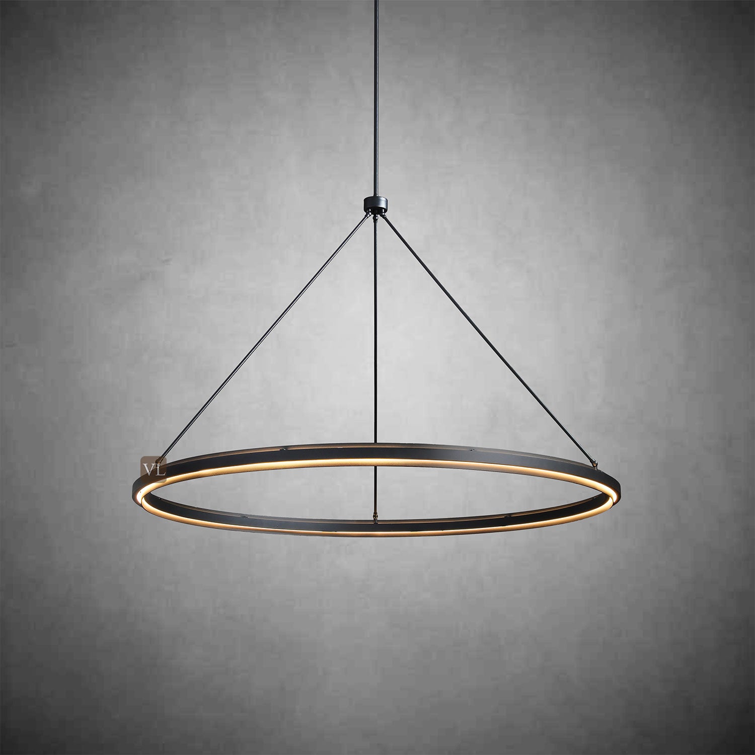 Peraltaire round chandelier