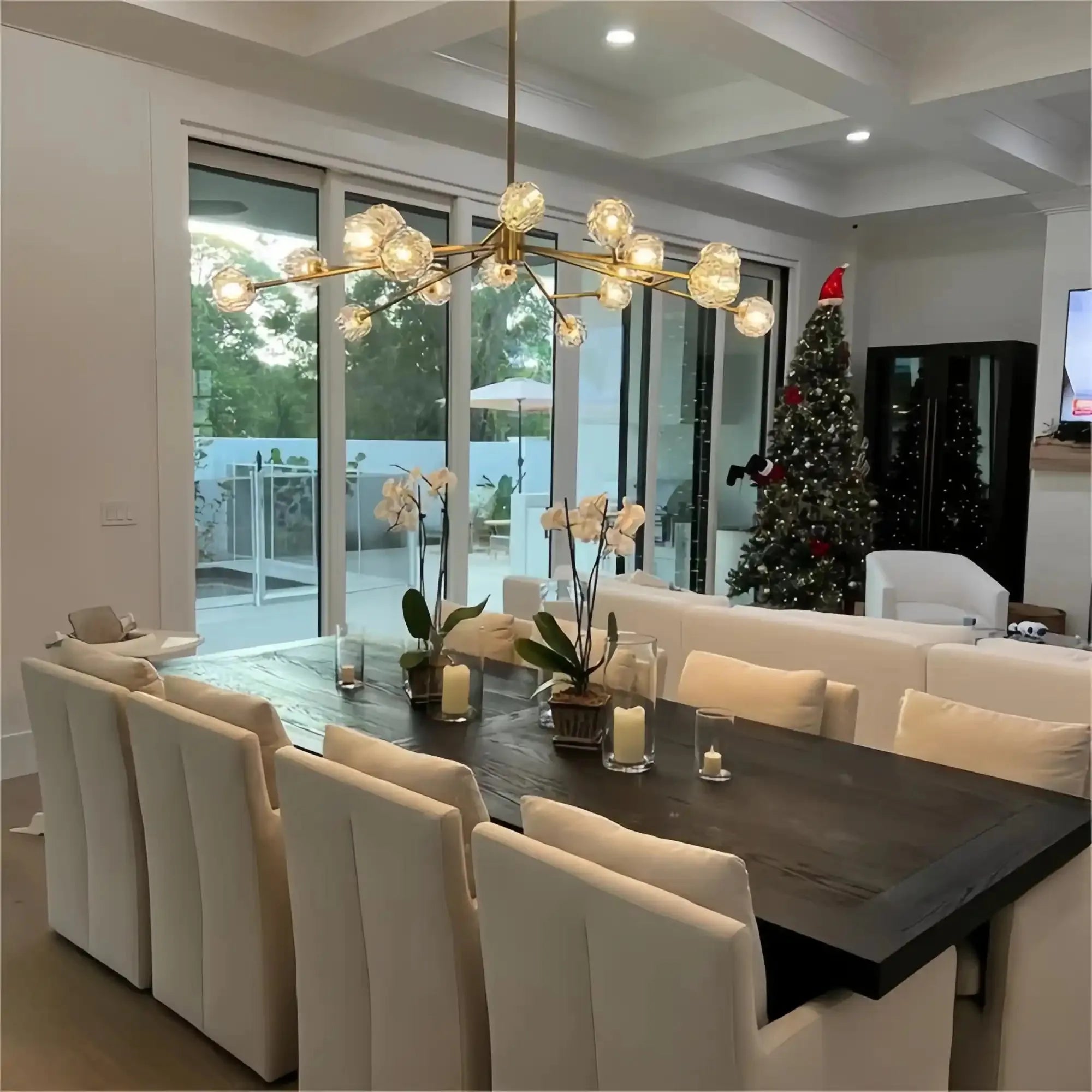 Bolura De Cristal Glass Oval Chandelier