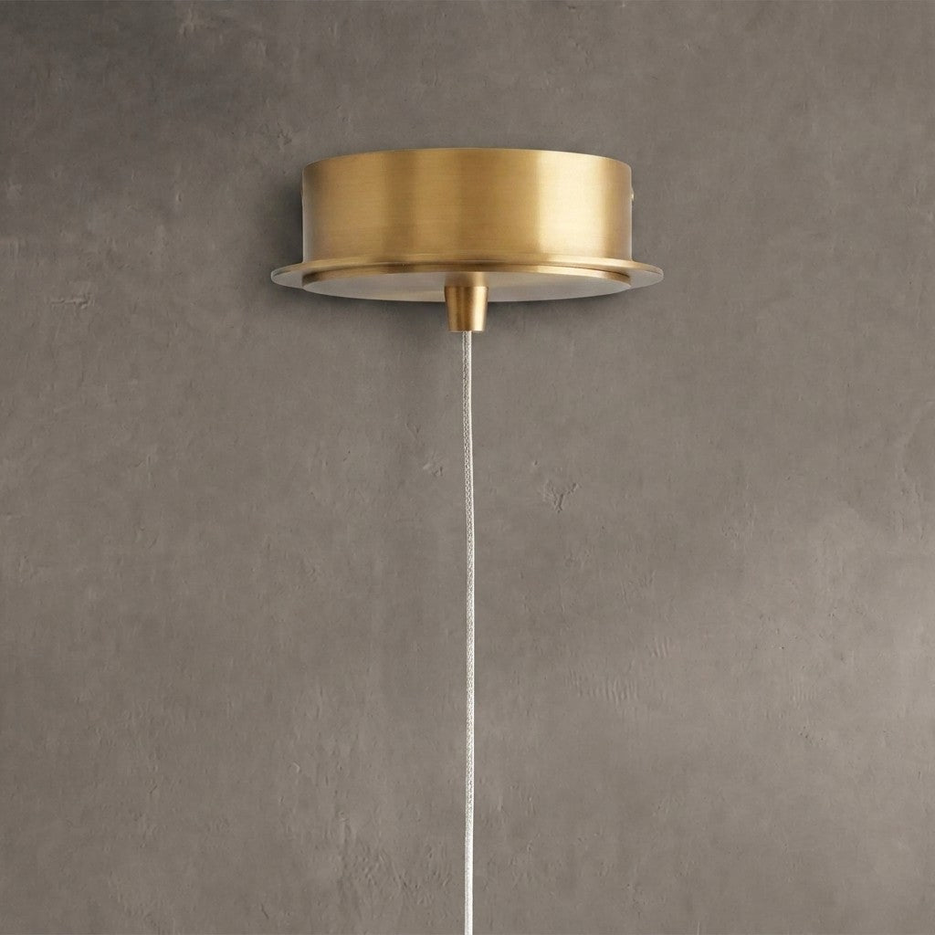 Cavelle Pendant