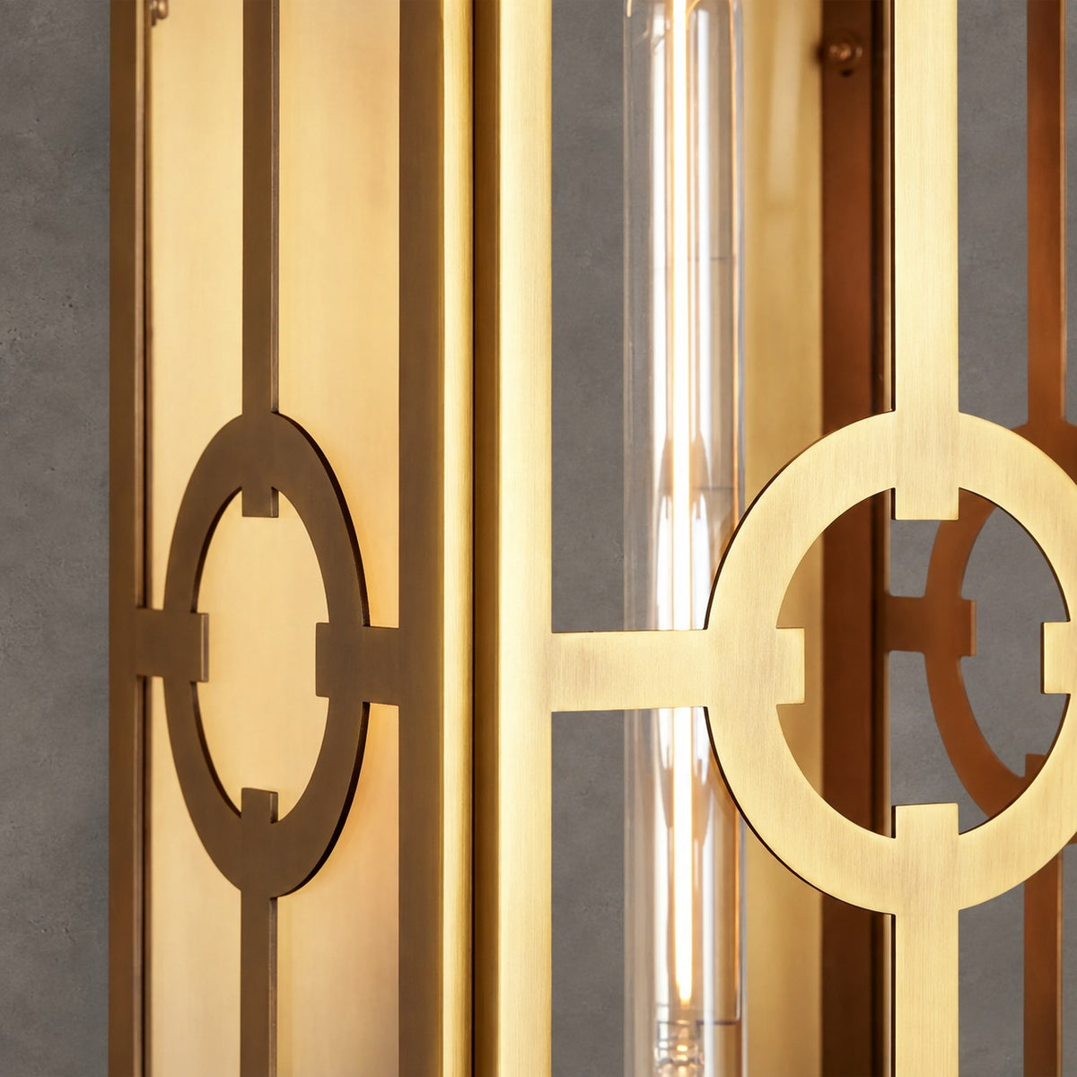 Cliffmere Outdoor Sconce 19''22''