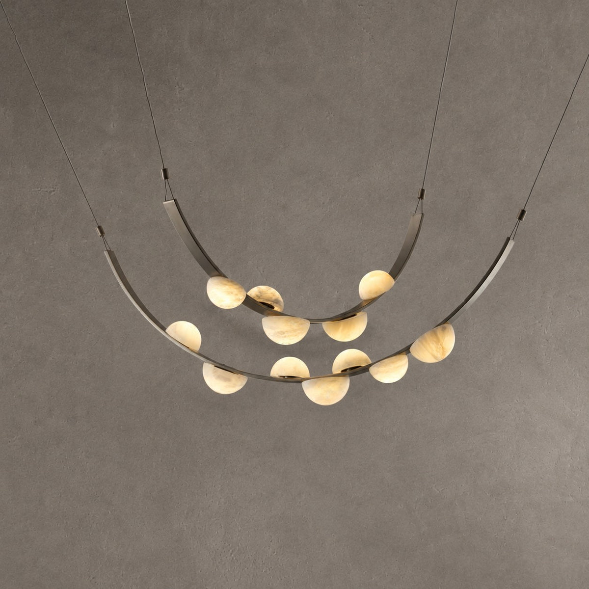 Dew Drops Alabaster LED Chandelier – Black White Warm Light