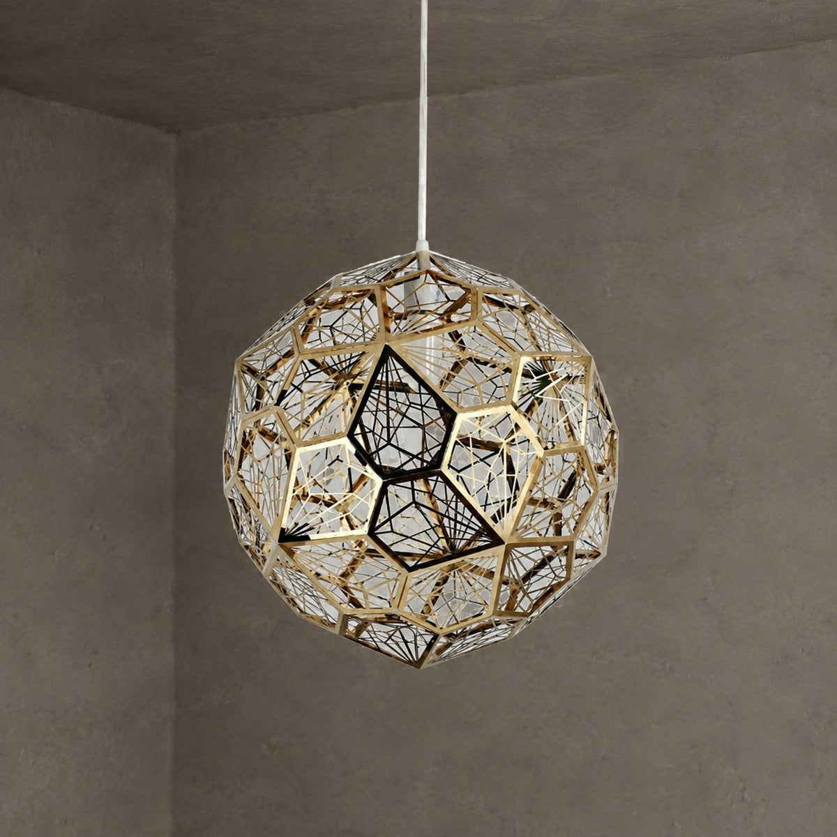 Elegant Italian Designer Single 1-Light Textured Geometric Pendant Lamp With Bulbs Diamond Ball Shaped Ceiling Light Fixture In Gold Finish