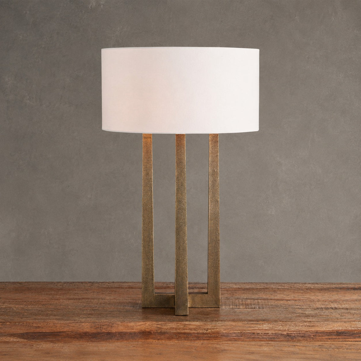 Emvelle Table Lamp