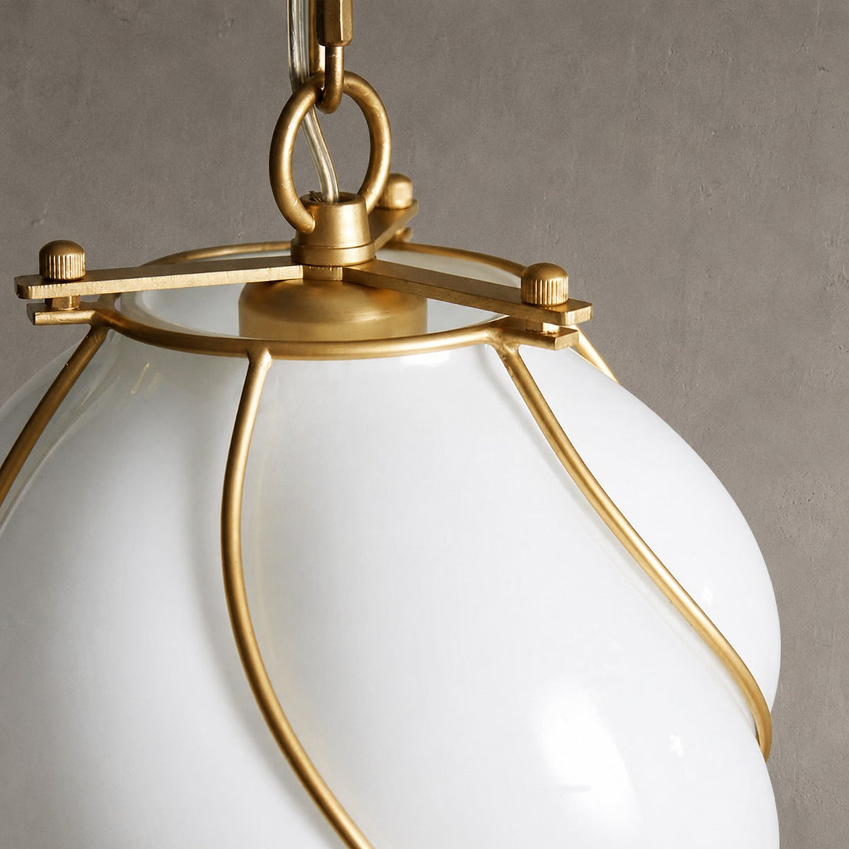 Aldrino Small Glass Pendant