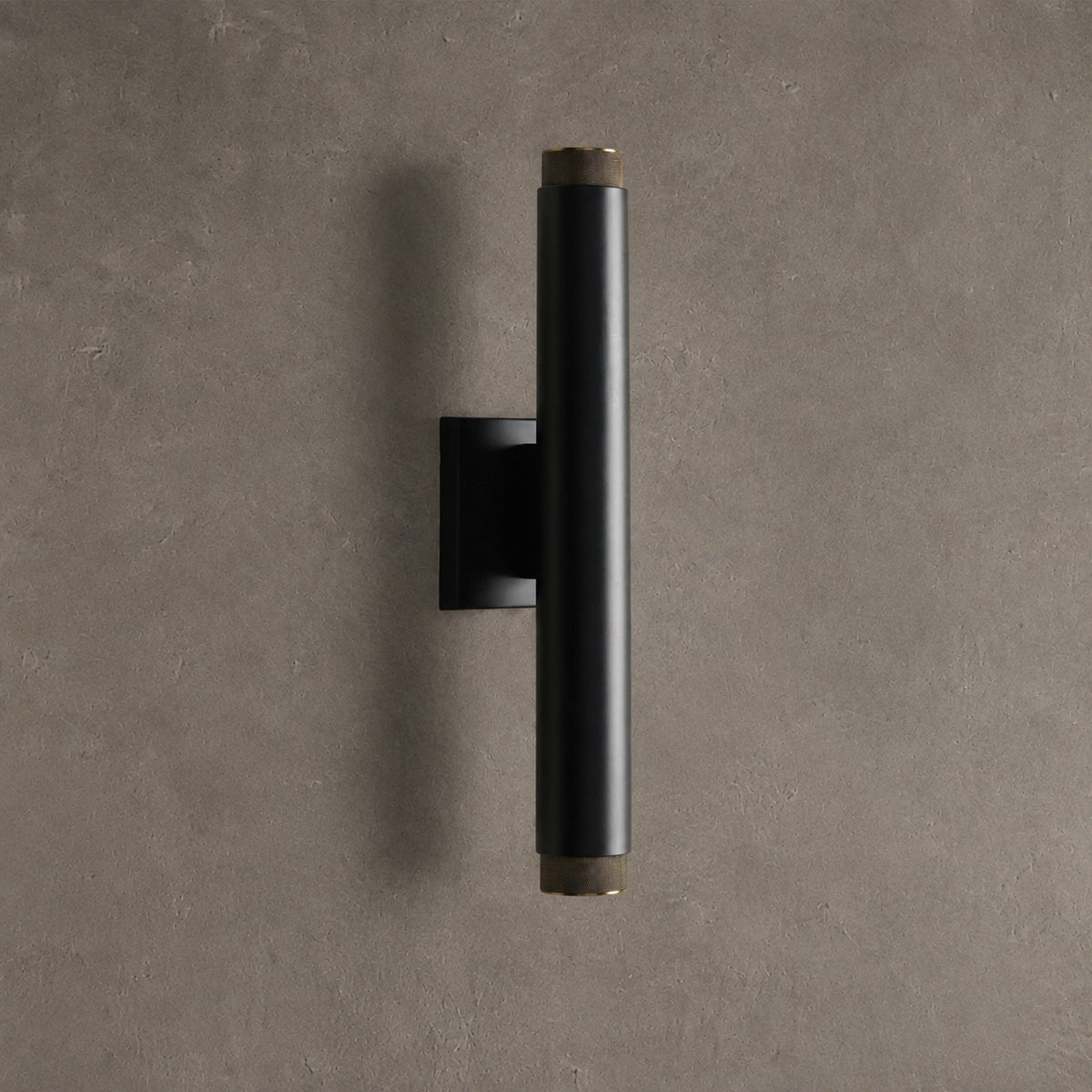 Lumbrado 2-Light Outdoor Wall Sconce
