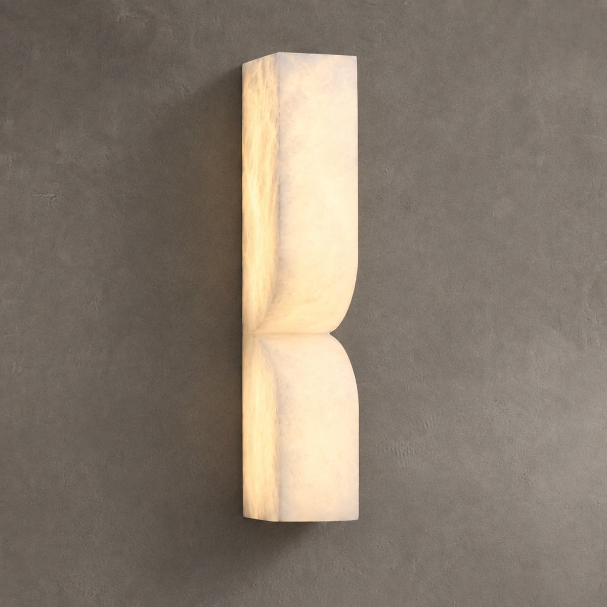 Modern Luxe Brass Natural Alabaster Wall Sconce for Entryway