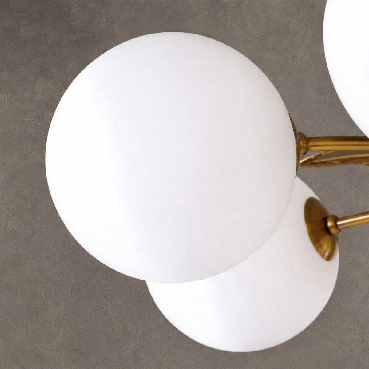 Modern Sputnik White Glass Sphere Golden Feather Chandelier for Living Room/Bedroom/Entryance