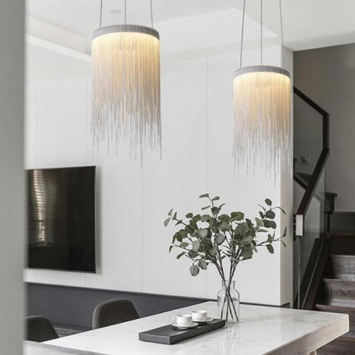 Daphne Aluminum Chain Tassel Pendant Light