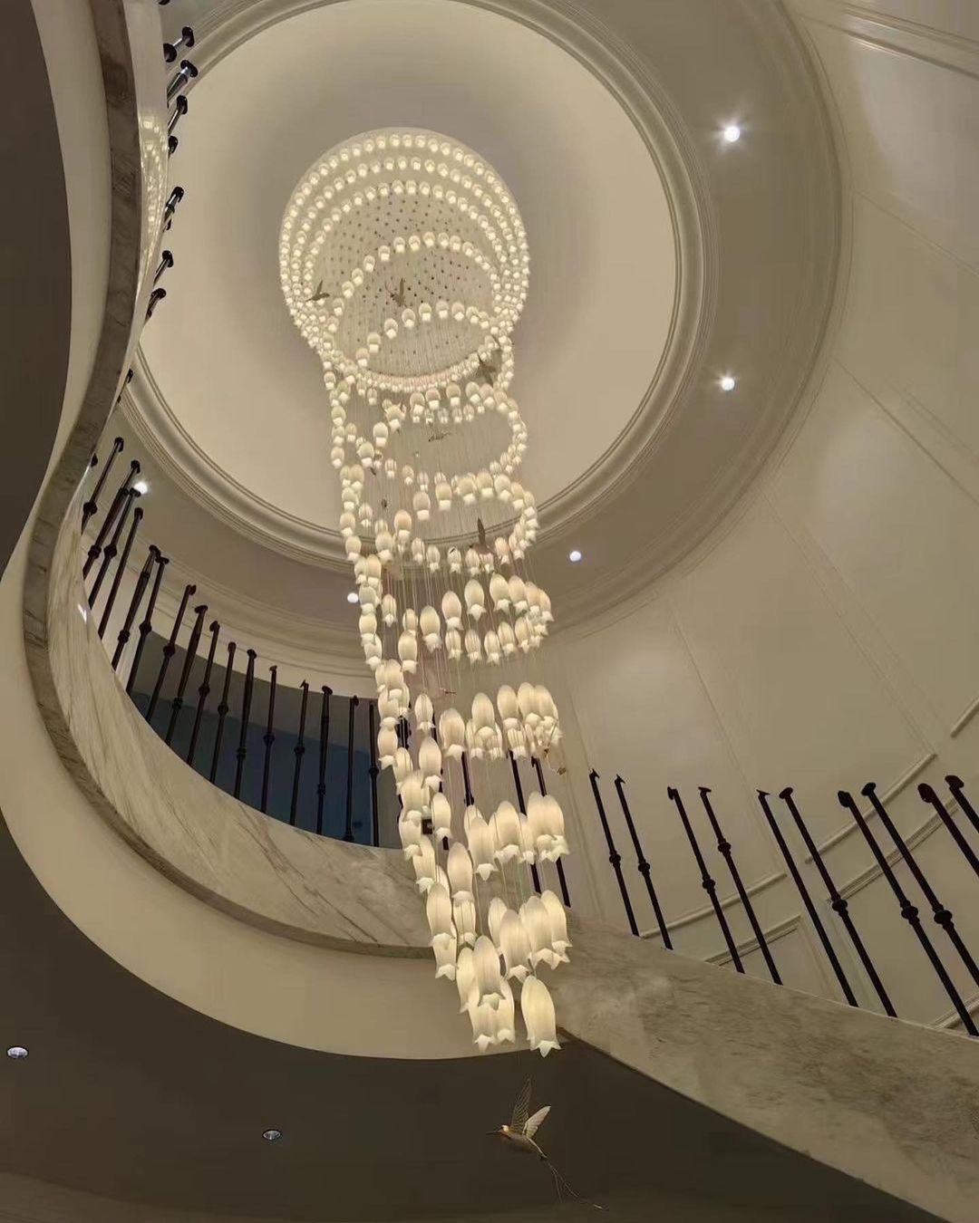 2023 New Arrival Elegant Flower Chandelier For Foyer/ Staircase